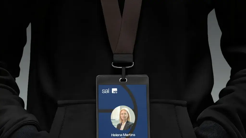 Crachá da equipe da Sal Investimentos